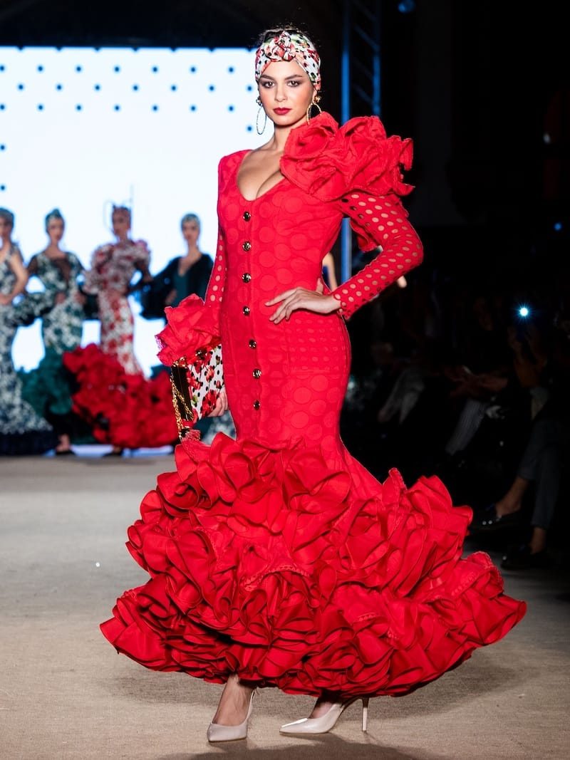 traje de flamenca de diseño rojo