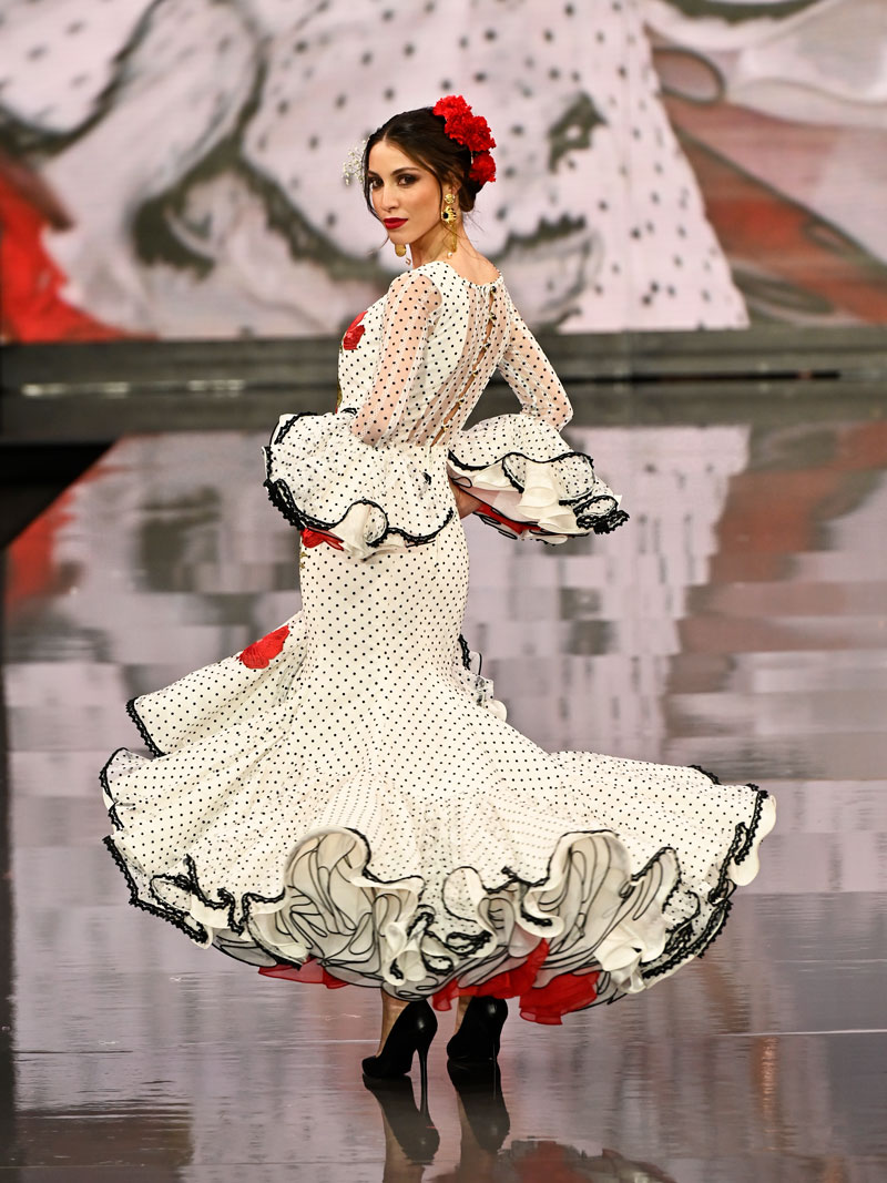 equilibrio Grabar recurso Trajes de flamenca - Sara de Benítez | Diseñadora de moda